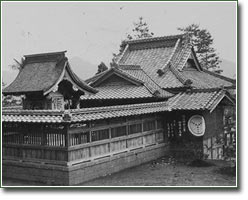 明治43年、遷座時の写真。佐野町関口写真館撮影